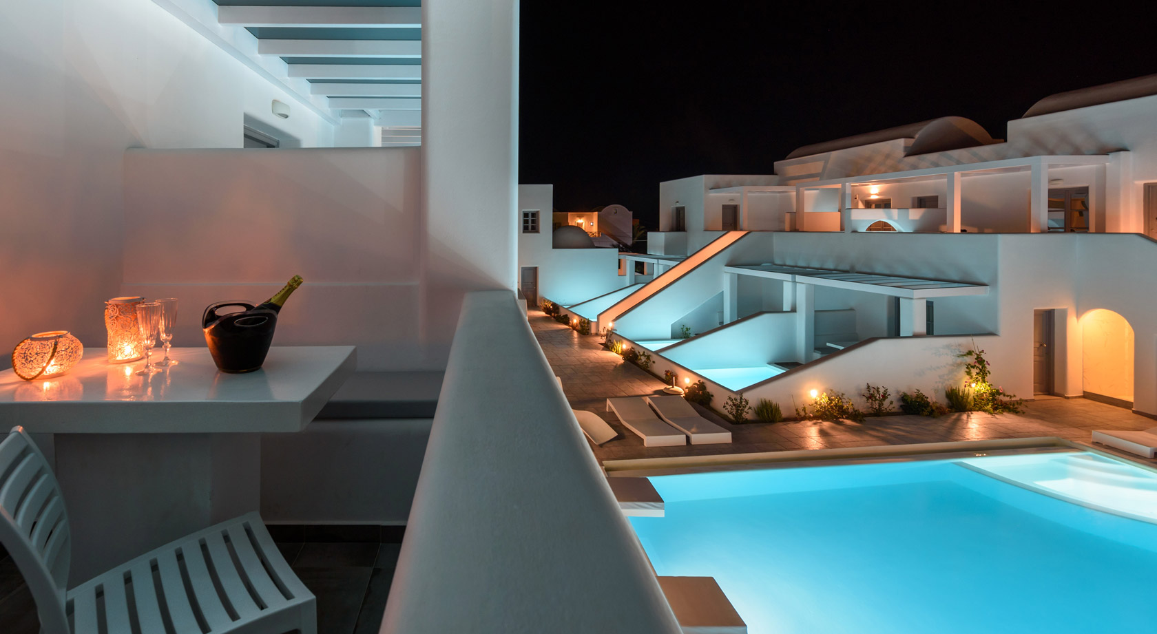Santorini Hotel Suites by Antoperla – Santorini Suites