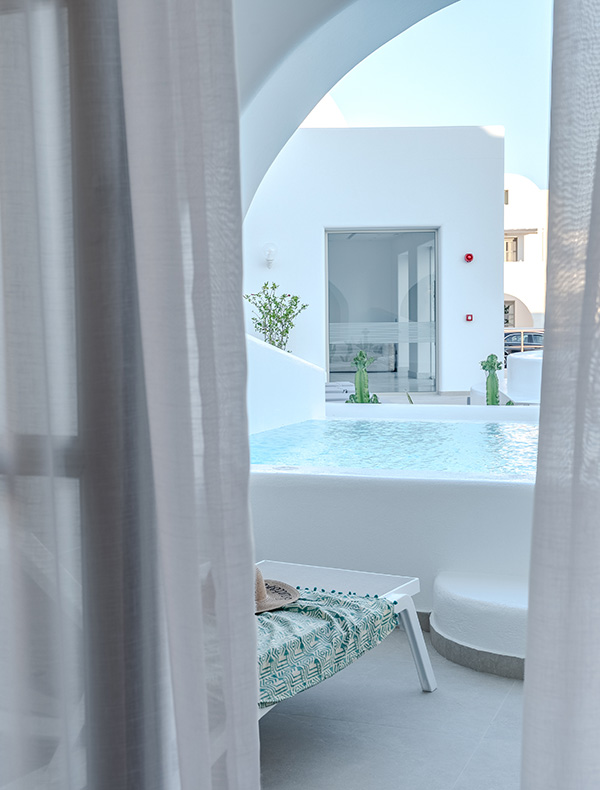 Antoperla Santorini Hotel Signature suite with Private Pool